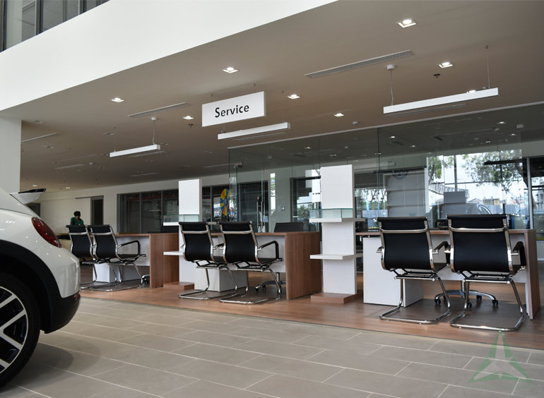 Trang trí nội thất showroom